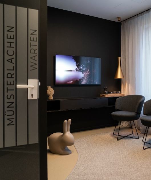 Modernes, gemütliches Wartezimmer